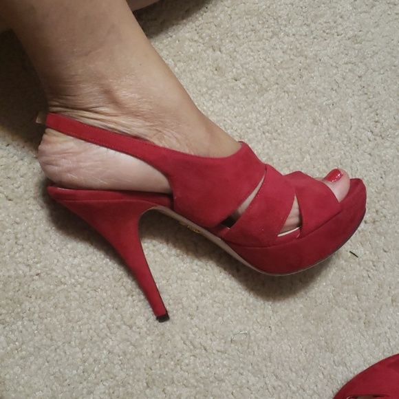 The Devils Prada red platform real suede badazz platform stilettos - Picture 2 of 8